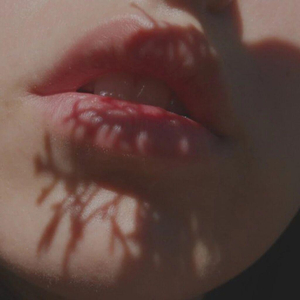 美女和老板在努力生孩子视频
